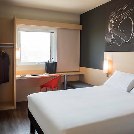 Hotel Ibis Irapuato Esterno foto