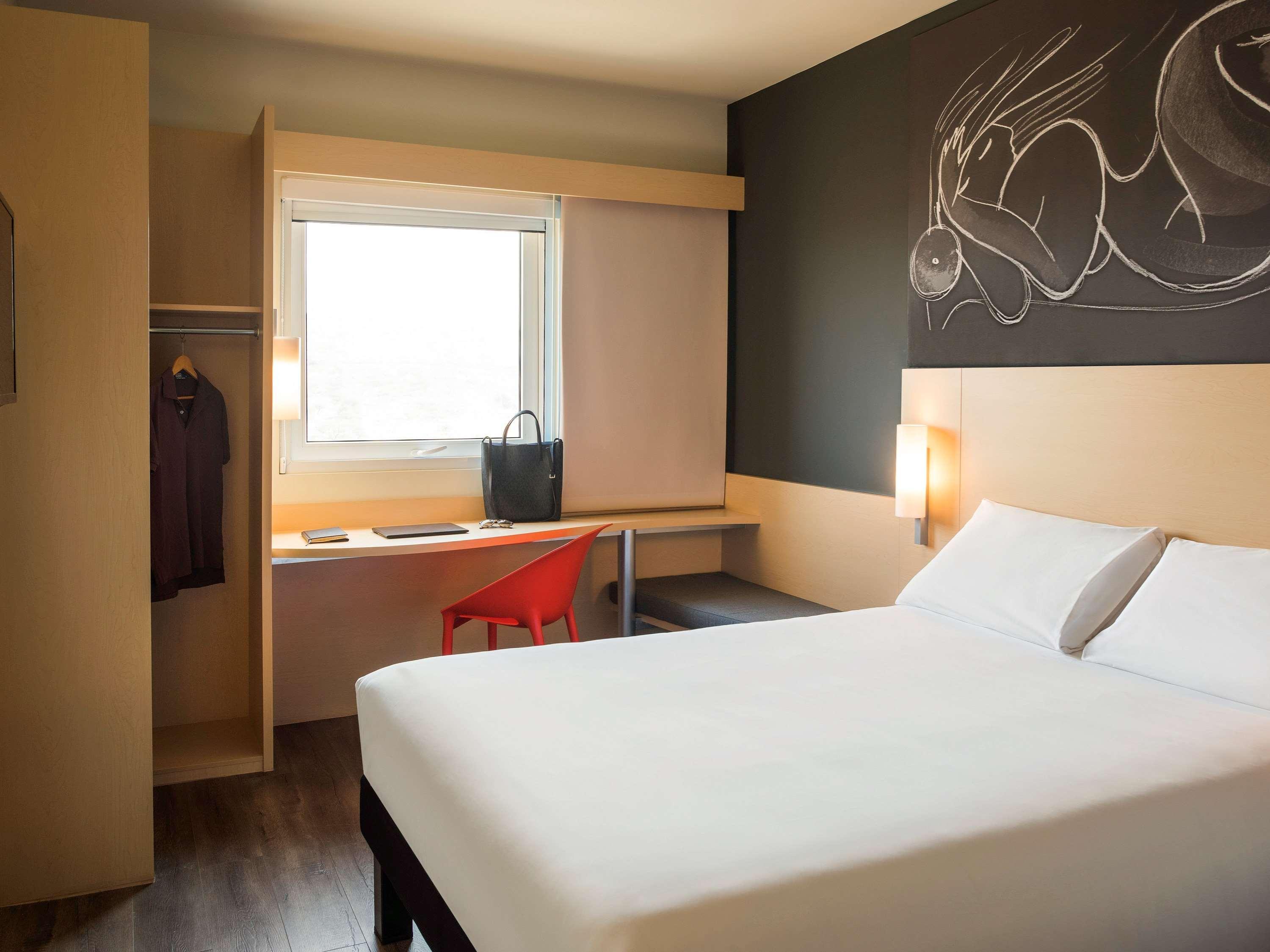 Hotel Ibis Irapuato Esterno foto