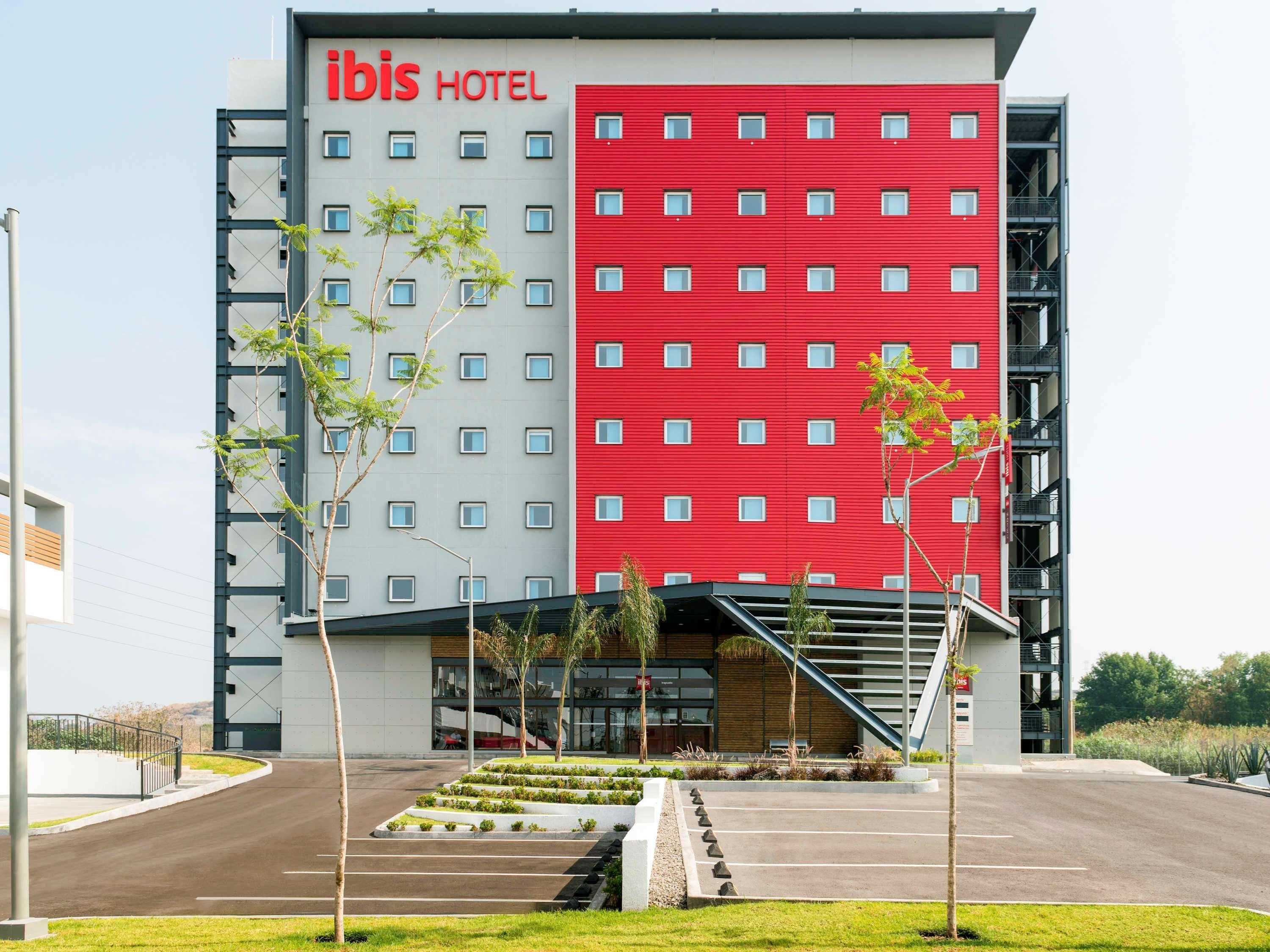 Hotel Ibis Irapuato Esterno foto