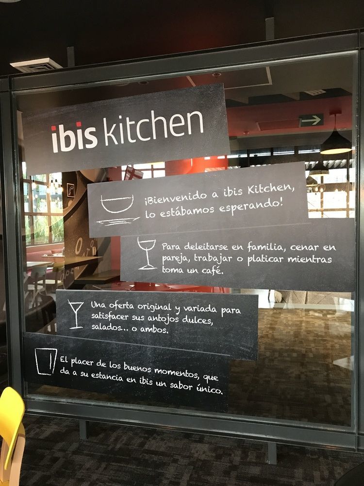 Hotel Ibis Irapuato Esterno foto